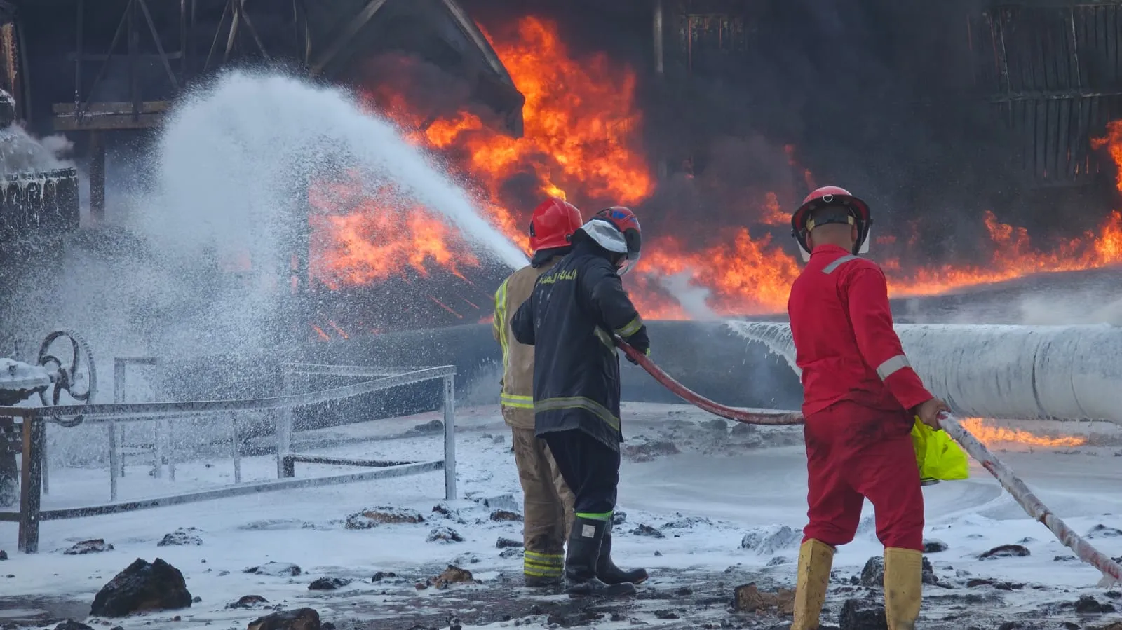 Gas leak sparks deadly fire at Basra oil depot