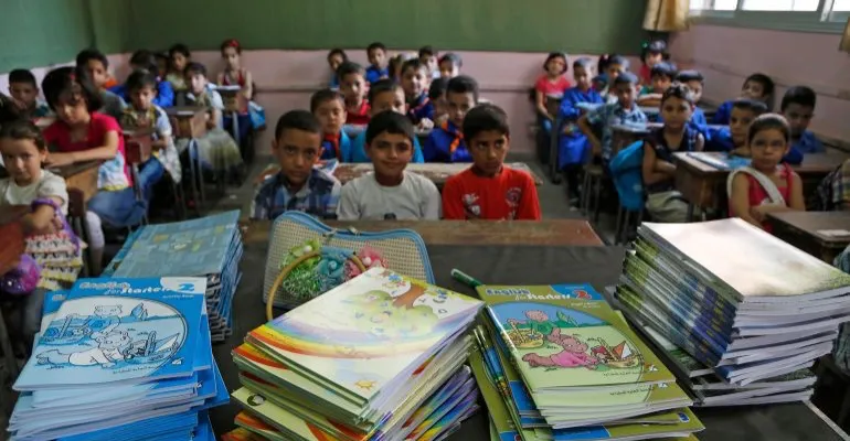 Saddam Hussein reference in new Syrian textbooks triggers uproar