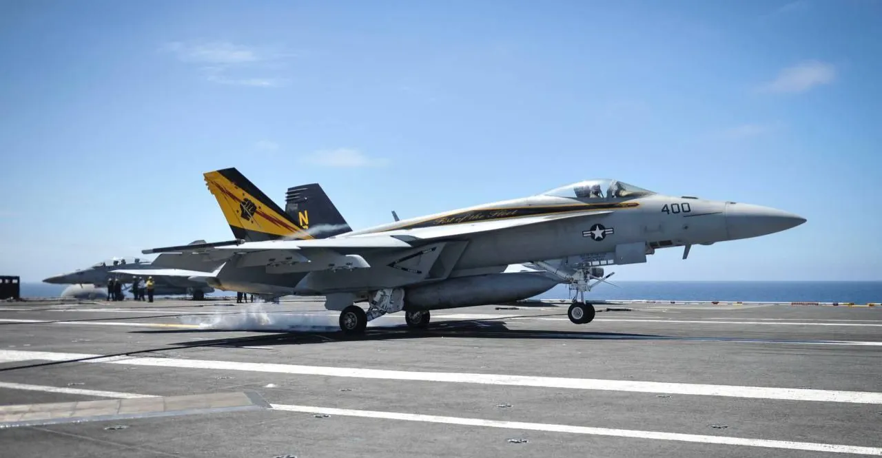 کەفتن فڕۆکەیگ جەنگی و هەلیکۆپتەریگ ئەمریکی وەناو دەریای چین