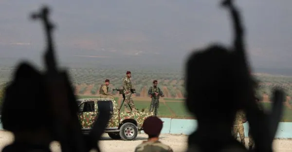 المرصد السوري: 900 شجرة زيتون تعرضت للنهب في عفرين