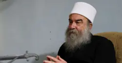 "الاستقلال التام".. تصريحات الهجري تثير جدلاً واسعاً في السويداء