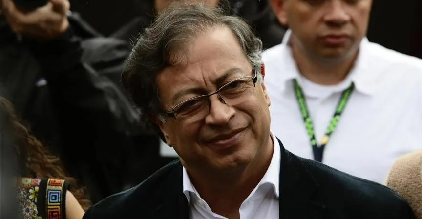 رئيس كولومبيا يتهم ترمب بغزو الكاريبي من أجل النفط