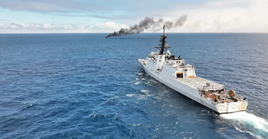 ‏ئەمریکا پەلامار زەریای هێمن دەێد و کەشتیيگ هووشبەرکەێدە ئامانج