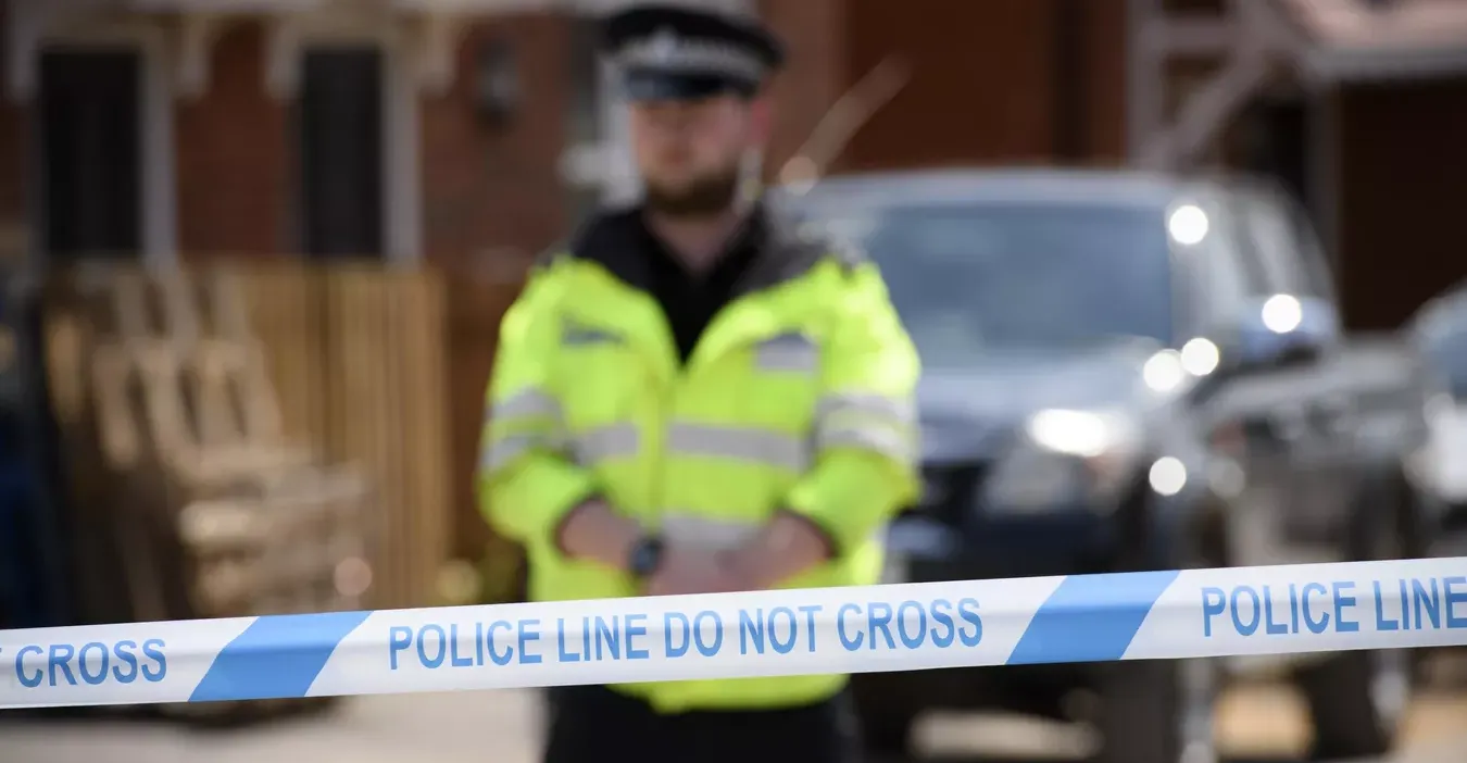 إصابة 10 أشخاص بحادثة طعن داخل قطار شرقي إنكلترا