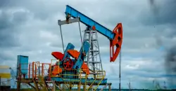 Oil prices rise as OPEC+ pauses production