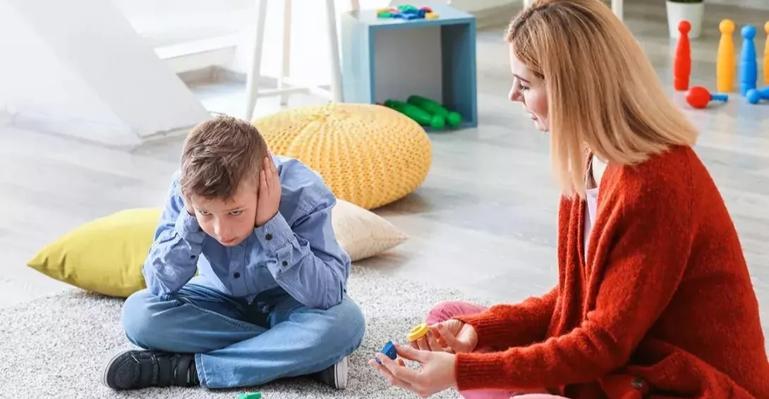 أبحاث أميركية تكشف صلة بين إصابة الأمهات بكورونا أثناء الحمل والتوحد