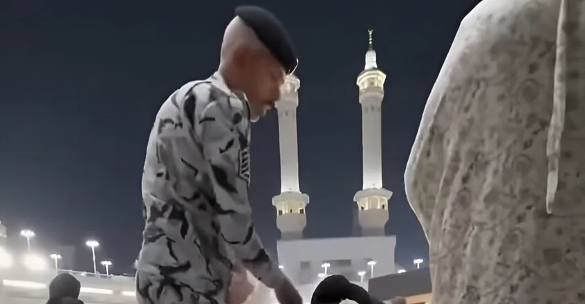 السعودية تفتح تحقيقاً عاجلاً بعد انتشار مقطع "مخالف" من داخل الحرم المكي