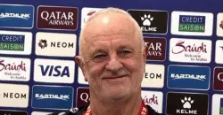 قبل مواجهتي الإمارات.. أرنولد يصل بغداد وتأجيل تجمع المنتخب لعدم الجهوزية