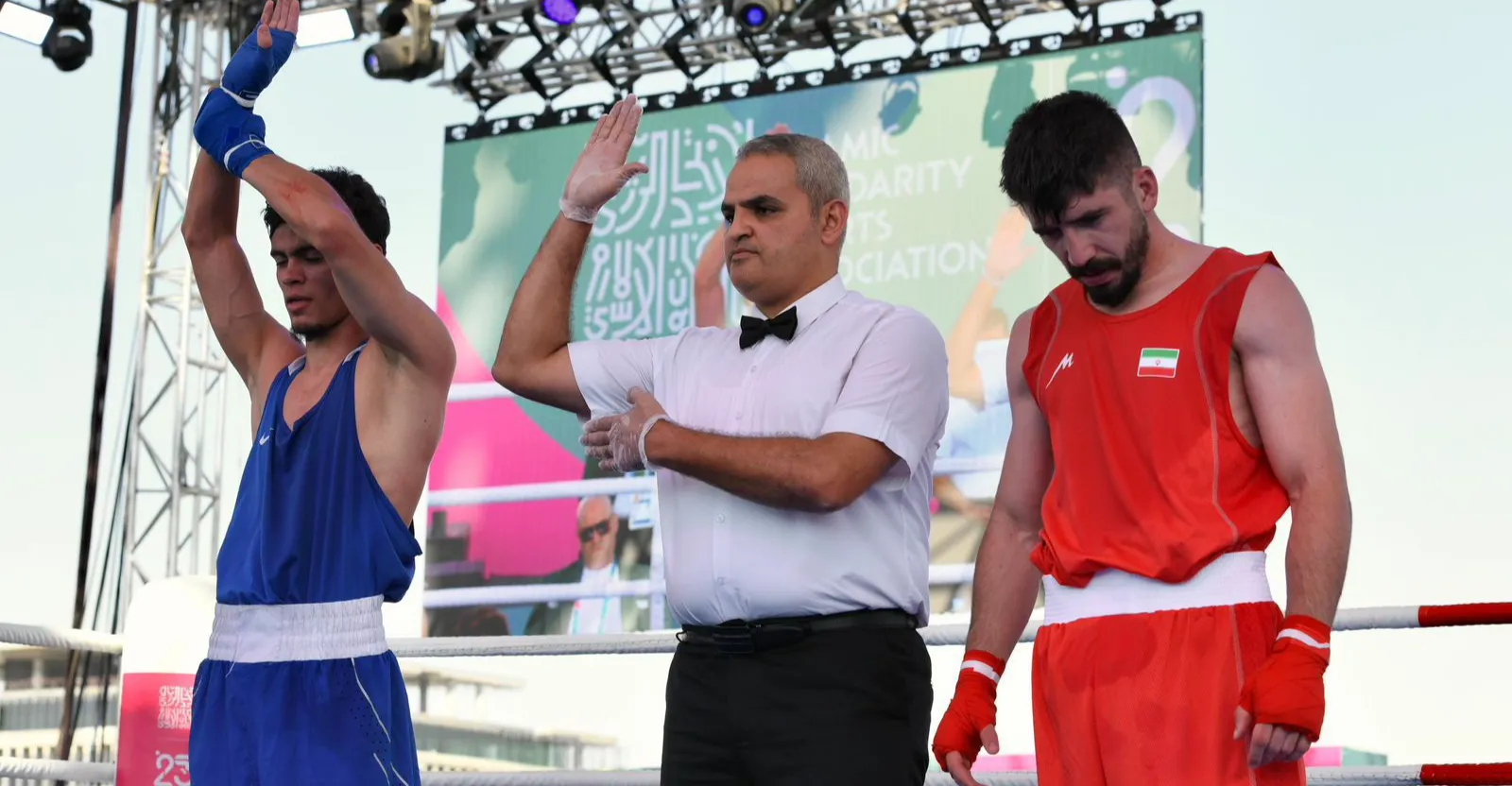 ملاكم عراقي يتأهل إلى نصف نهائي دورة التضامن الإسلامي