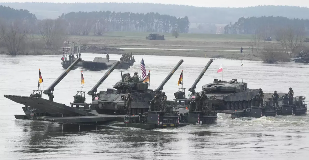 الناتو يطلق مناورات بحرية لمكافحة الغواصات في بحر البلطيق