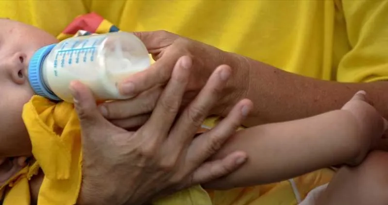 شير ژەهراوی مناڵ نیگەرانی لە ئەمریکا دروس کەێد