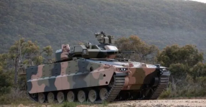 أستراليا: قراصنة إيرانيون يهكرون خطط مركبات قتالية وينشرونها على الإنترنت