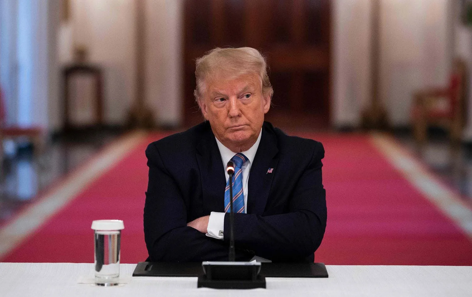 ‏دۆناڵد ترامپ دوو هەزار دۆلار دەێد وە هاوڵاتیەیل ئەمریکی