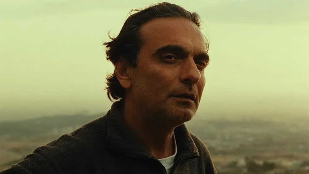 Iranian actor Homayoun Ershadi passes away in Tehran at age 78