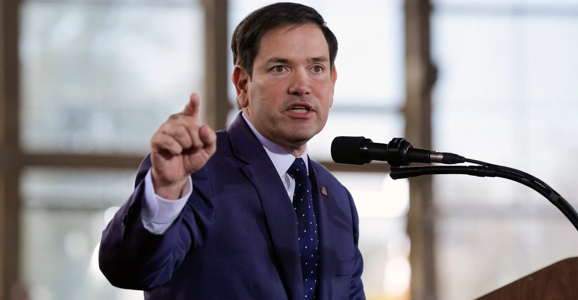 الخارجية الأميركية تحذر من "حرب أهلية شاملة" في سوريا