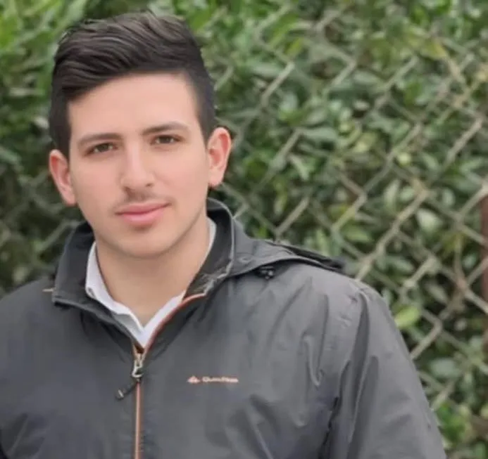 كوشيان گەنجیگ وە گولەی برادەری لە خانەقین