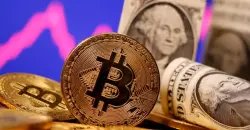 البتكوين تتراجع دون 93 ألف دولار مع اضطراب الأسواق العالمية
