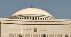 خيول وسيوف وملابس فرعونية.. انتخابات 2025 المصرية تخرج عن المألوف (صور)