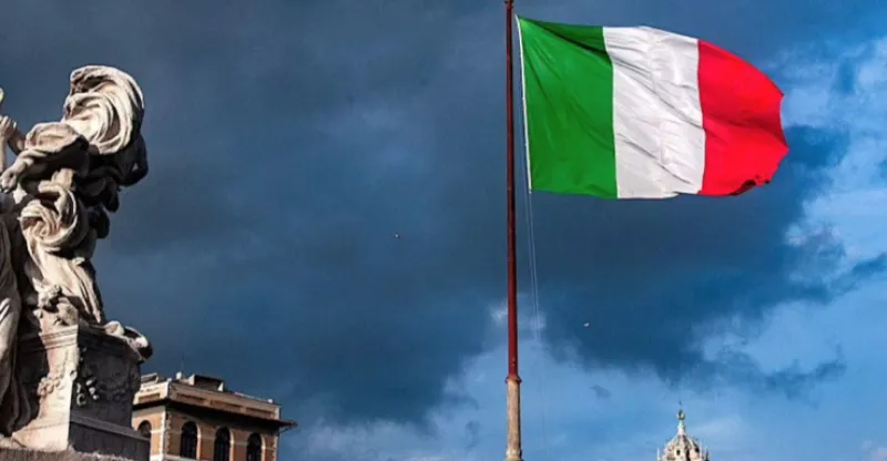 سیاسەتمەداریگ پای هەڵکەفێد و میراتی هونەری گرنگیگ لە رۆما شکنێد