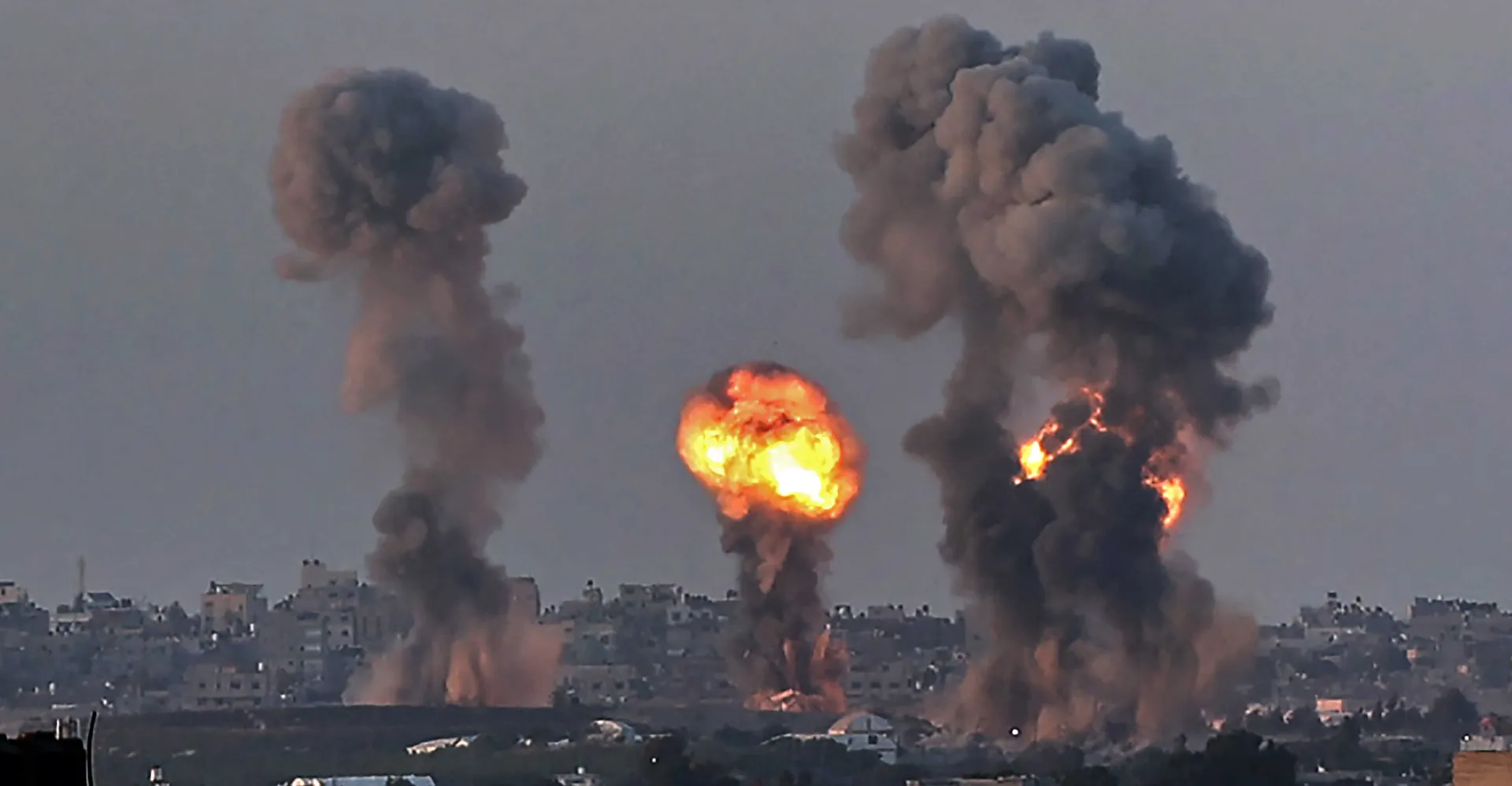 Israel targets Hamas commanders as post-ceasefire toll climbs in Gaza