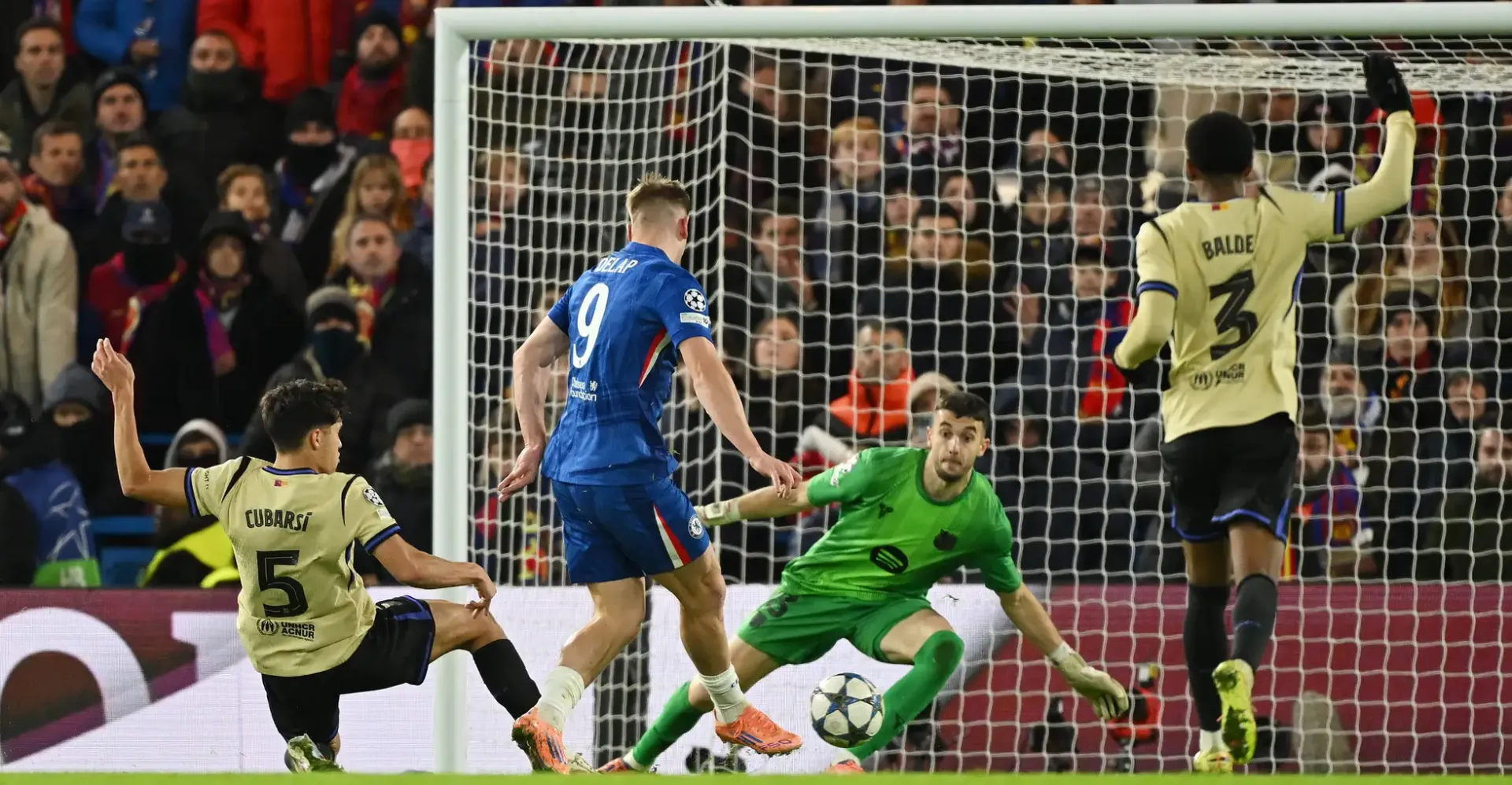 دوري الأبطال.. تشيلسي يكتسح برشلونة بثلاثية