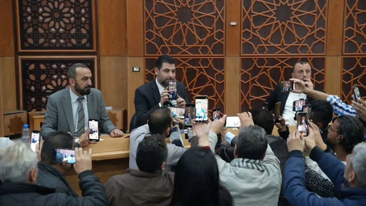 بعد اجتماع اللاذقية.. الشرع يحسم الجدل حول الفيدرالية والانقسام