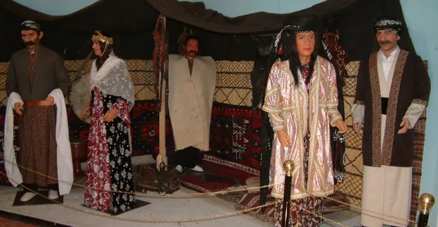 إيلام تحيي تراثها: الأزياء الكوردية التقليدية بين الهوية والحداثة