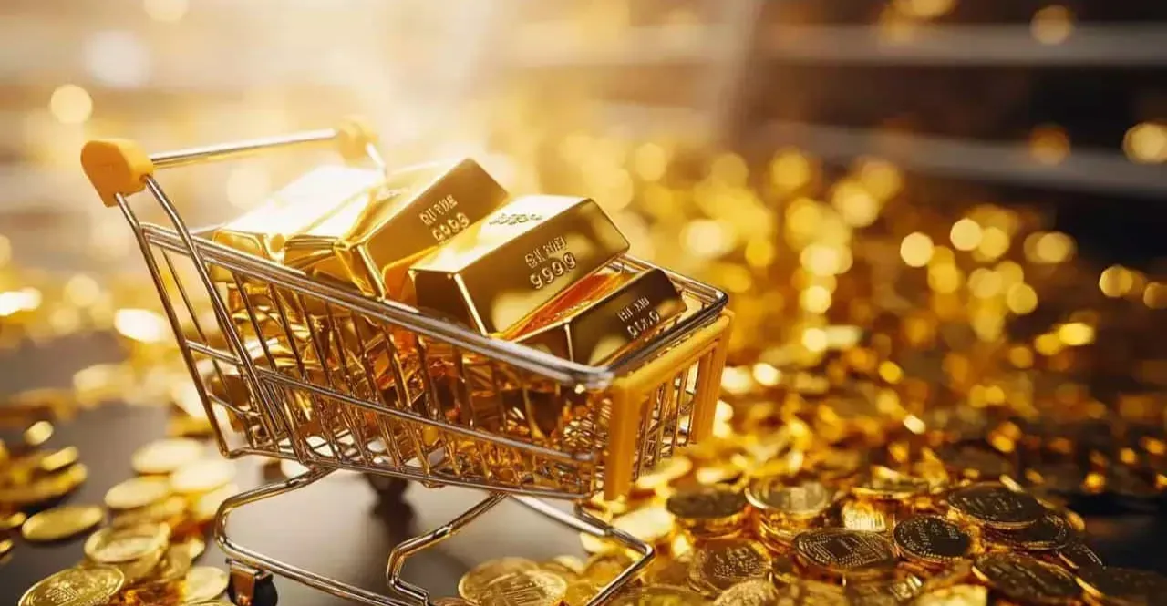 Gold rallies on weaker dollar and federal rate cut expectations