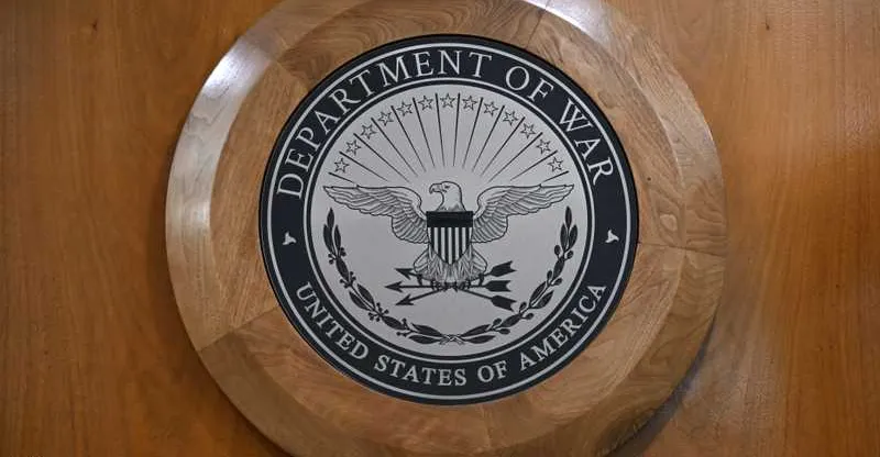 وزارة الحرب الأميركية تحظر استيراد الكومبيوترات والطابعات الصينية
