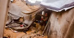 بينهم أطفال.. مصرع 11 شخصاً جراء انهيار منازل والبرد الشديد في غزة