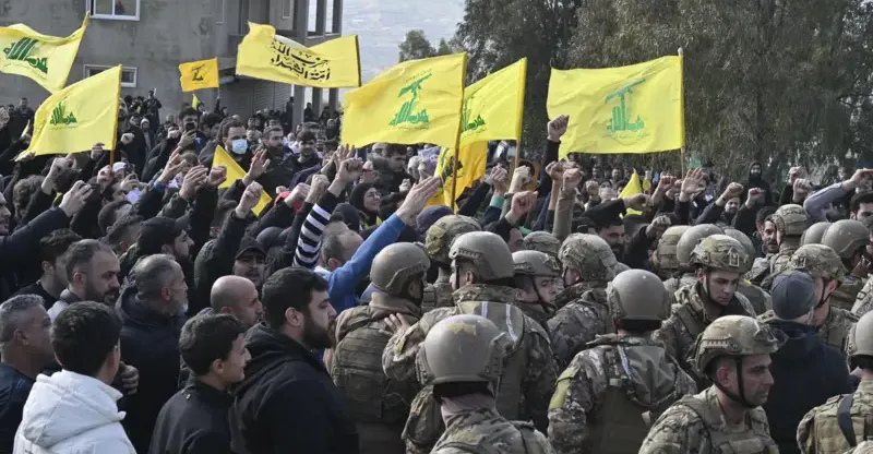 US blocks Israeli military push in Beirut