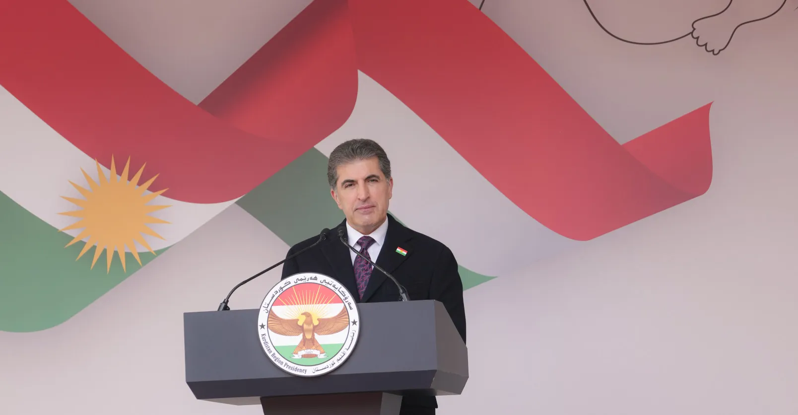 نيجيرفان بارزاني: علم كوردستان رمز لماضينا وحاضرنا