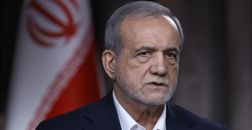بزشكيان: لن أقبل بإيران ضعيفة ومقسمة