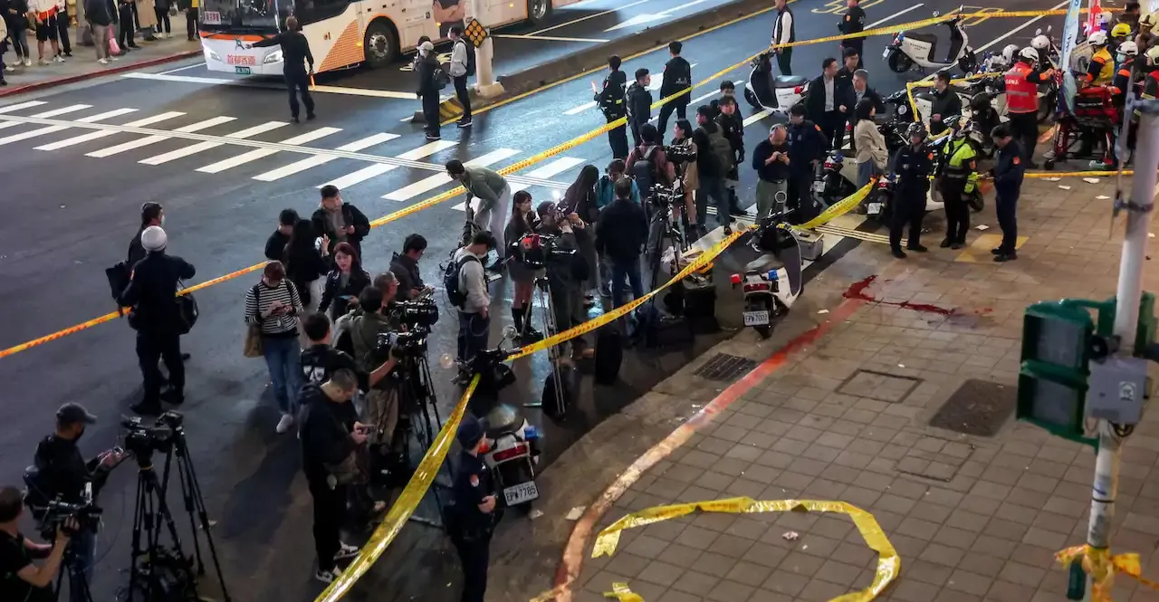 قتلى وجرحى بعمليات طعن في محطتي مترو بتايوان