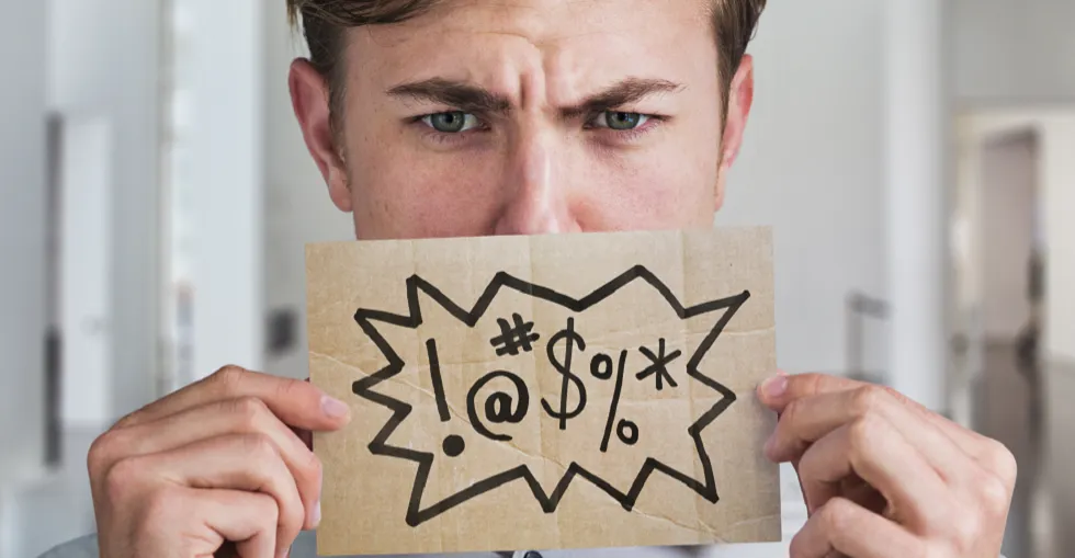 دراسة بريطانية تكشف تأثير الكلمات النابية على الثقة والتركيز