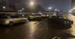 انفجار سيارة في موسكو.. سائق مصاب ومركبات مدمرة