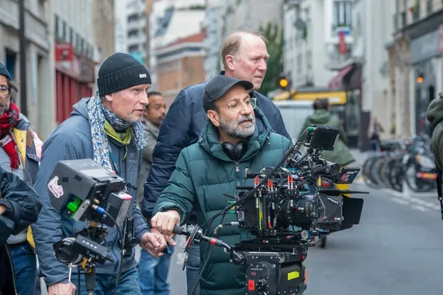 Farhadi wraps filming of “Parallel Tales” in Paris ahead of Cannes debut