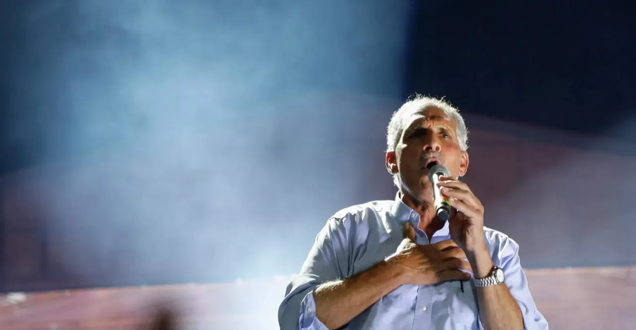 فلسطيني الأصل يتولى رئاسة هندوراس