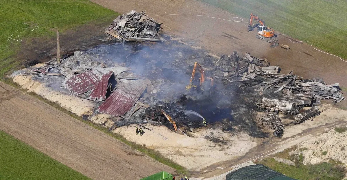 مع احتفالات عيد الميلاد.. إخماد حريق في منشأة صناعية بألمانيا