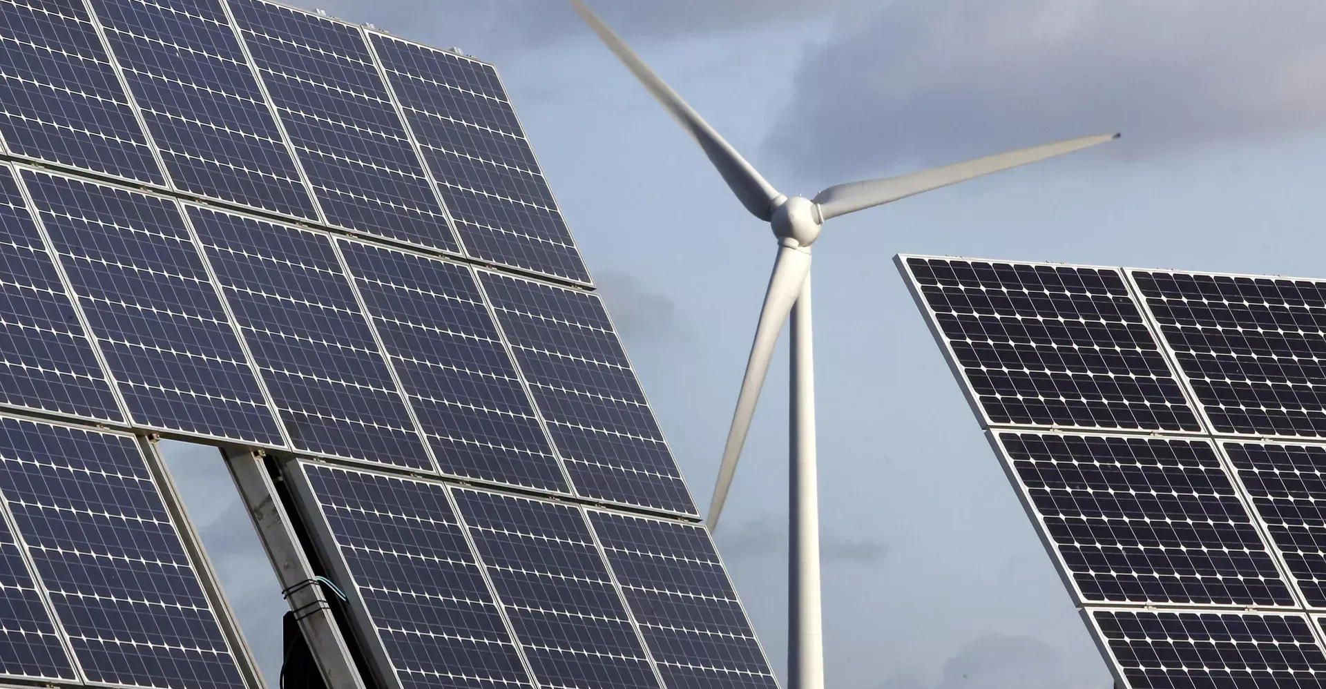 Iraq seals 3GW solar power deal with US–UK firm