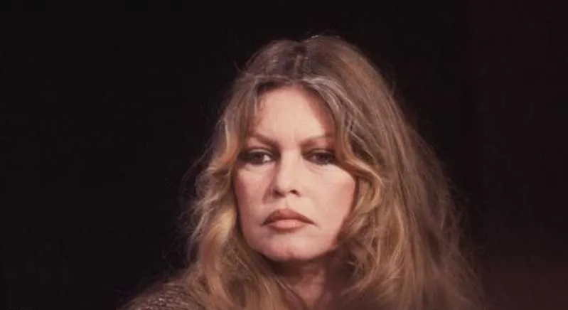 مردن ئایکۆن سینەمای فەرەنسی بریجیت باردۆت