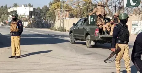 الشرطة الباكستانية تحبط مخططاً لتنفيذ هجوم انتحاري كبير