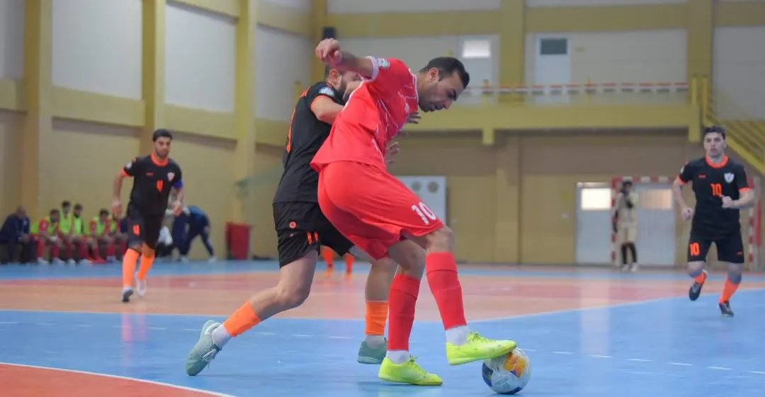 بينها فوز المتصدر بعد انسحاب المنافس.. 5 انتصارات بدوري محترفي الصالات