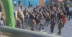 السلطات الإيرانية تعلن مصرع أحد عناصر البسيج خلال احتجاجات غرب البلاد
