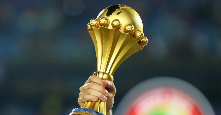 فاجعة تهز كأس أمم أفريقيا.. وفاة نجل لاعب بحادث مأساوي