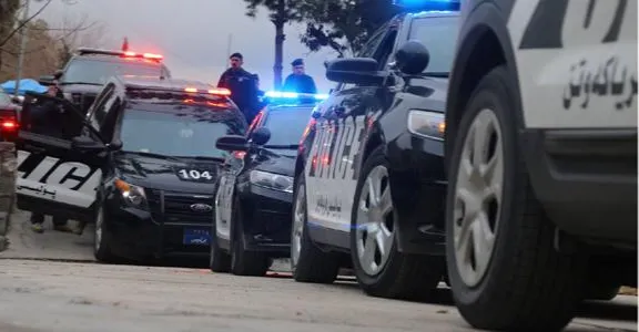 کوشیان کەسیگ وە گولە لەناو ماشینەگەی لە سلێمانی