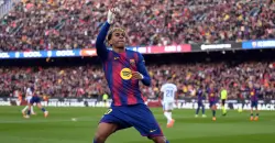 لامين جمال أغلى لاعب في العالم بقيمة 343 مليون يورو