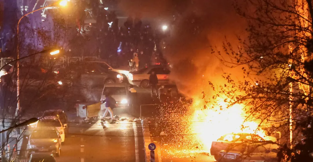 رويترز: نحو ألفي قتيل في الاحتجاجات بإيران ودعوات لتحرك عاجل