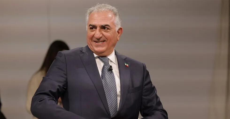 بهلوي يدعو ترمب لضرب إيران ويتعهد بقيادة البلاد نحو "الديمقراطية"