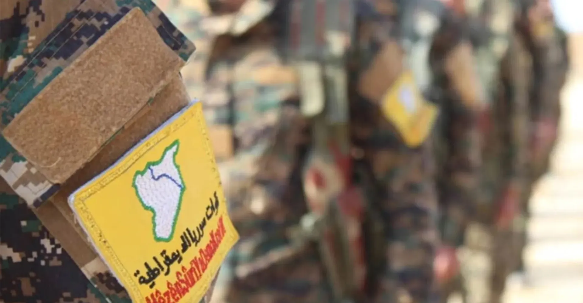 "قسد" تدعو الشباب الكورد إلى "كسر حدود المحتلين" والانخراط في صفوف "المقاومة"